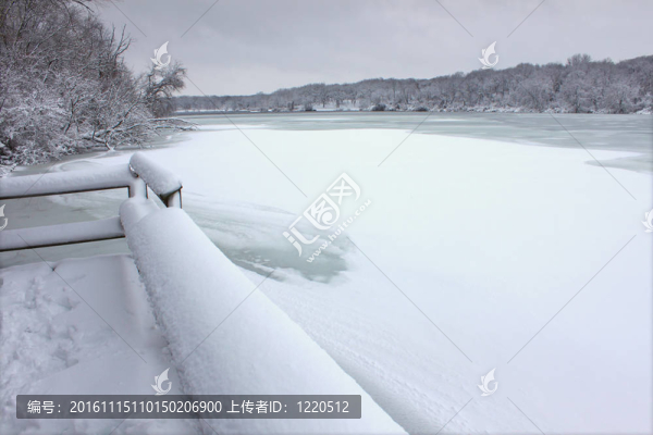 伊利諾斯雪湖降雪