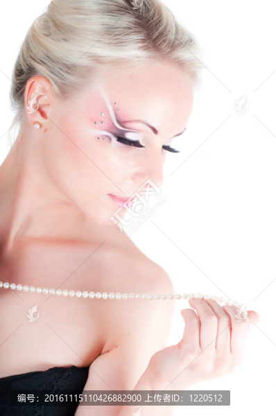 臉?biāo)囆g(shù)的女人