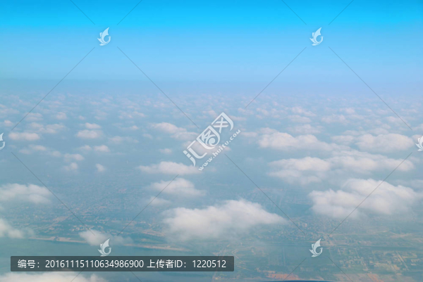 天空和云彩