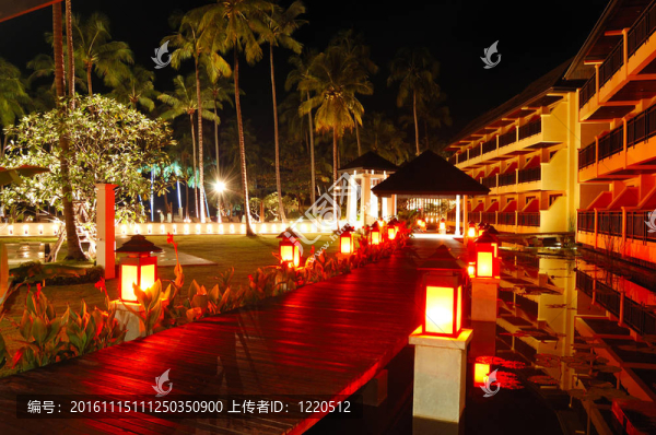 照亮的松弛區(qū)的豪華酒店；Koh,Chang島；泰國(guó)