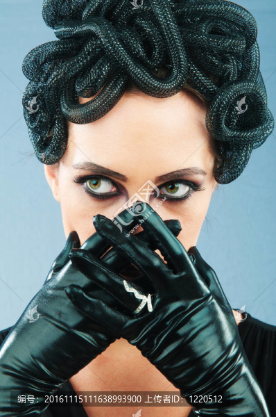 女人描繪概念和邪惡（Medusa,Gorgon）