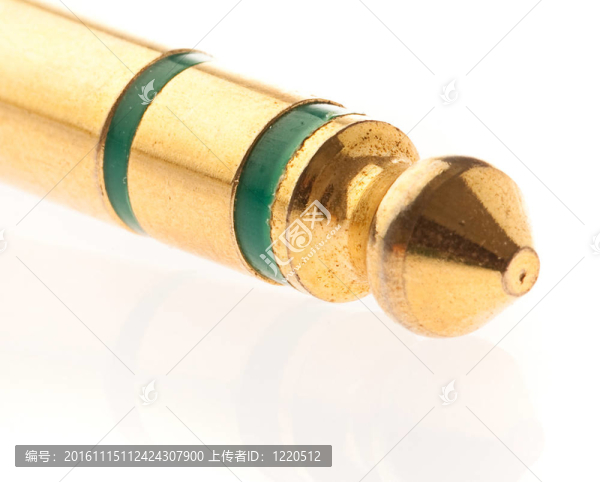 金色的插座連接器