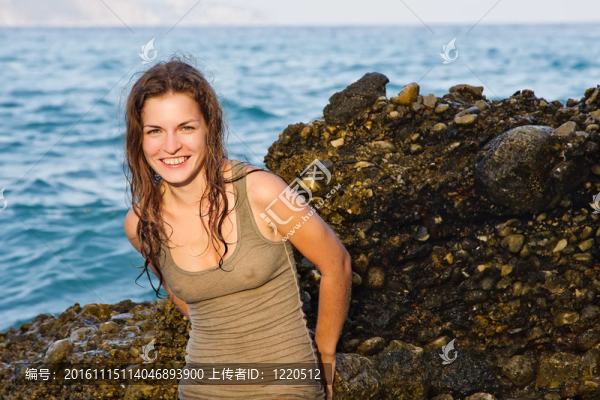 青年女性的戶外肖像
