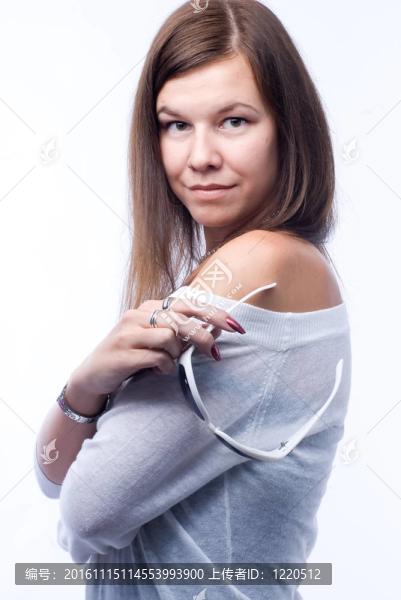 美麗的棕色頭發(fā)的女人