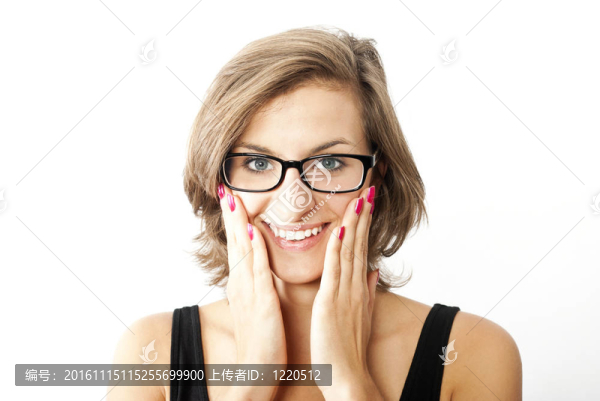 戴眼鏡的女人