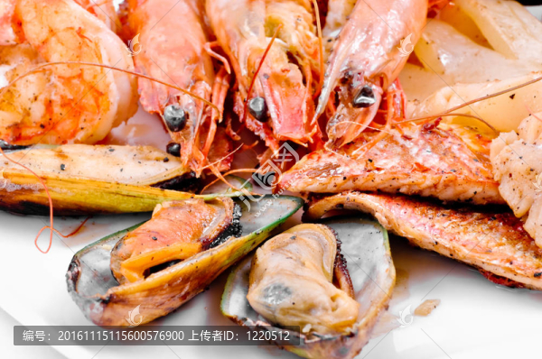 蟹類；貽貝；蝦