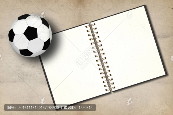 足球和空白筆記本上垃圾-背景