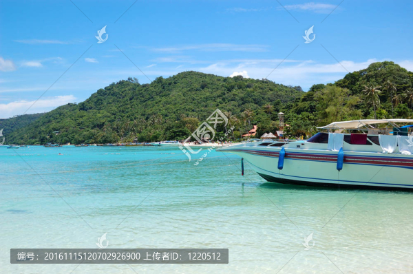 印度洋綠松石上的摩托艇；Phi,Phi島；泰國(guó)