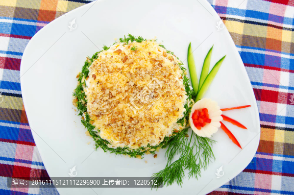 盤(pán)子里的美味沙拉