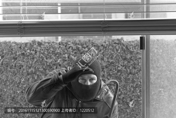 強(qiáng)盜和小偷
