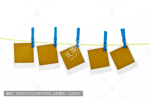 在晾衣繩上的照片
