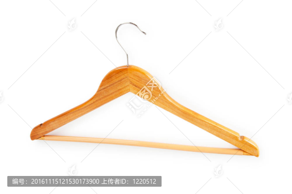 白色背景上孤立的衣架