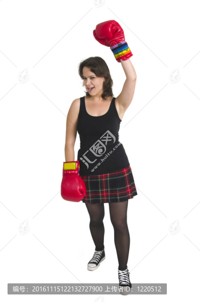 帶拳擊手套的女人