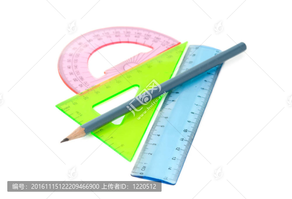 尺；量角器；三角