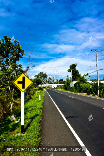 泰國農(nóng)村道路交通標(biāo)志