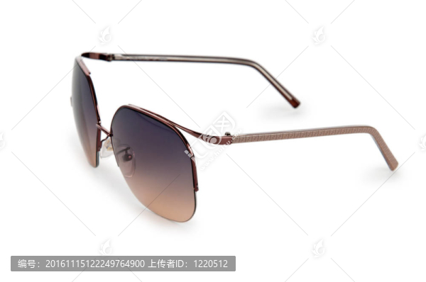 白色的優(yōu)雅的太陽眼鏡