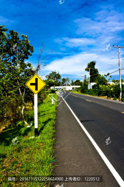 泰國(guó)農(nóng)村道路交通標(biāo)志