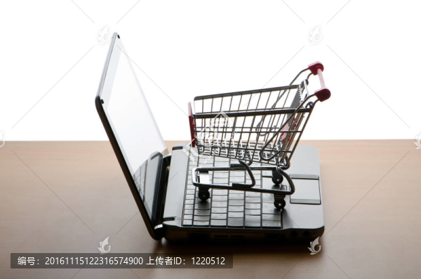 購物車和筆記本電腦silhoette