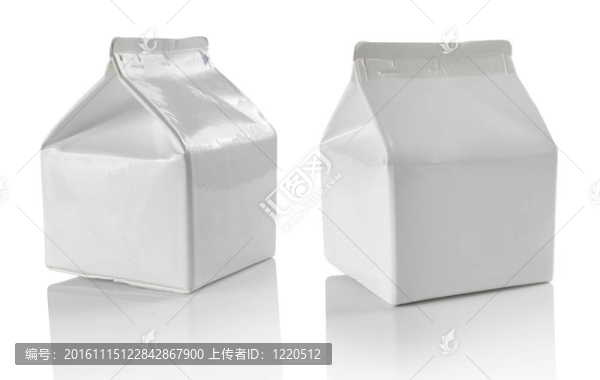 白色空白牛奶盒