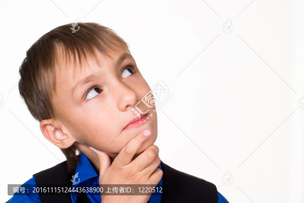 穿藍(lán)襯衫的好男孩
