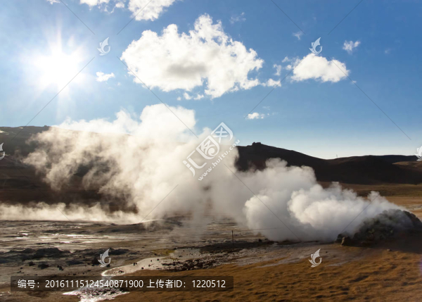 Namafjall；冰島。陽(yáng)光明媚的一天.