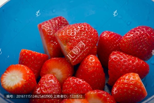 草莓