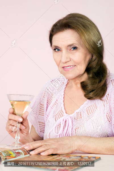 漂亮的老女人