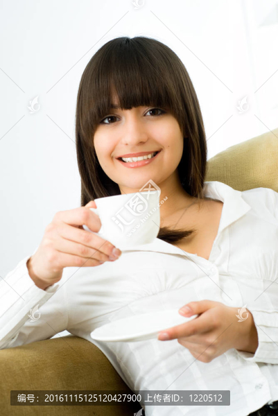 一個(gè)漂亮女孩的肖像