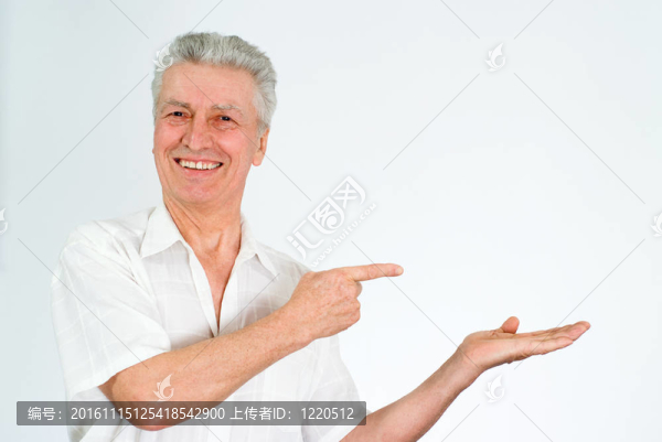 白人男子