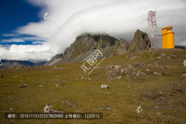 華爾角的懸崖；冰島東南部。