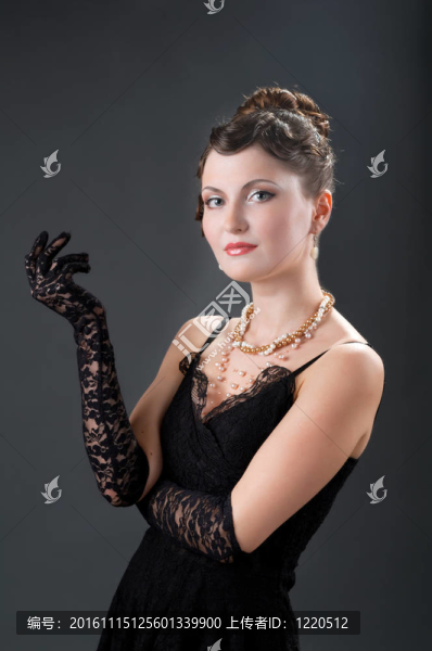 女性復古復興畫像。