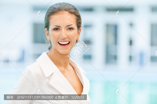 笑的女商人