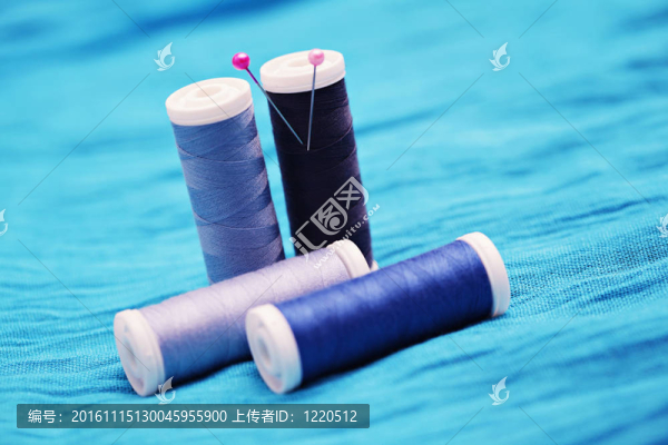 男子服飾用品