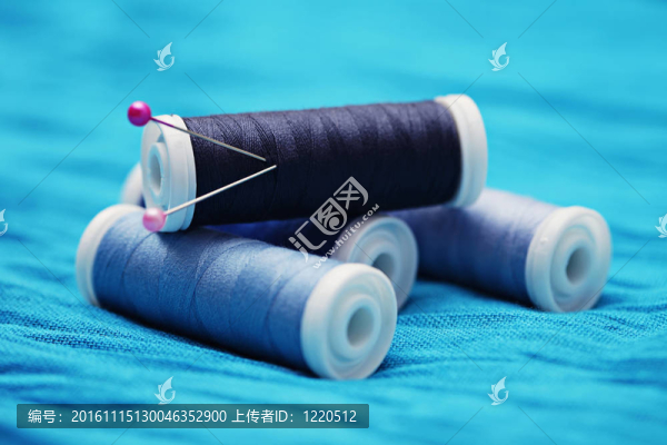 男子服飾用品
