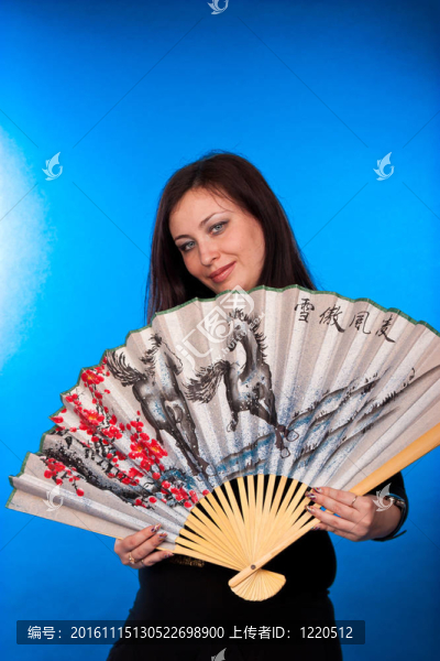 一扇尾美女寫真