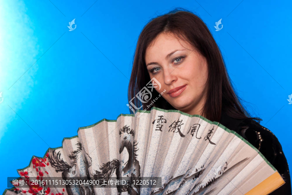 一扇尾美女寫真