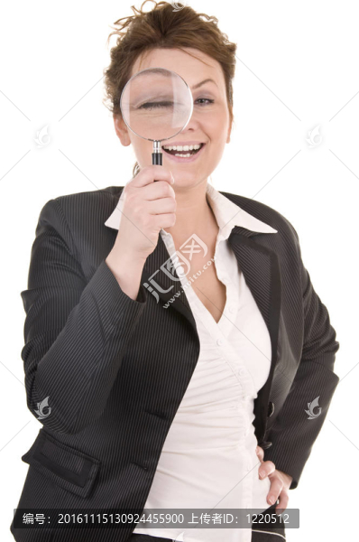 女商人在放大格拉斯