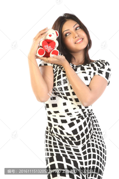 帶泰迪熊的女人