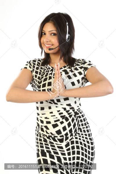 女人用麥克風(fēng)