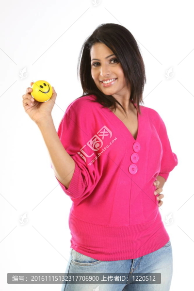 微笑球的印度女人-匯圖網(wǎng) www.fosd68.com 微笑球的印度女人