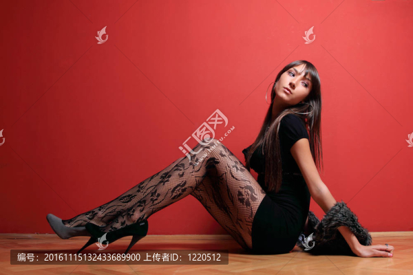 紅色時(shí)裝模特