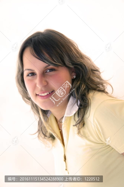 年輕的女人-匯圖網(wǎng) www.fosd68.com 年輕的女人