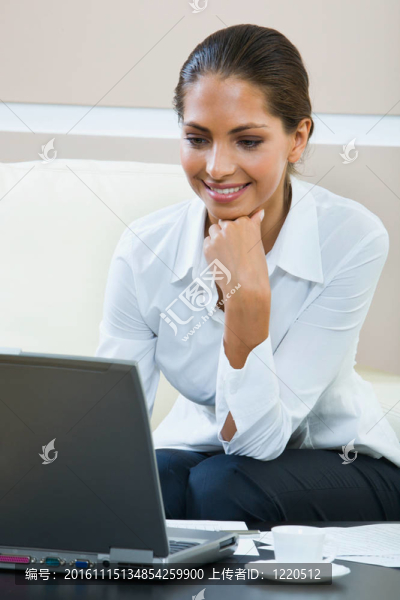 優(yōu)雅的女商人