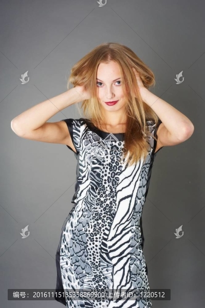 性感時(shí)尚的女人-匯圖網(wǎng) www.fosd68.com 性感時(shí)尚的女人