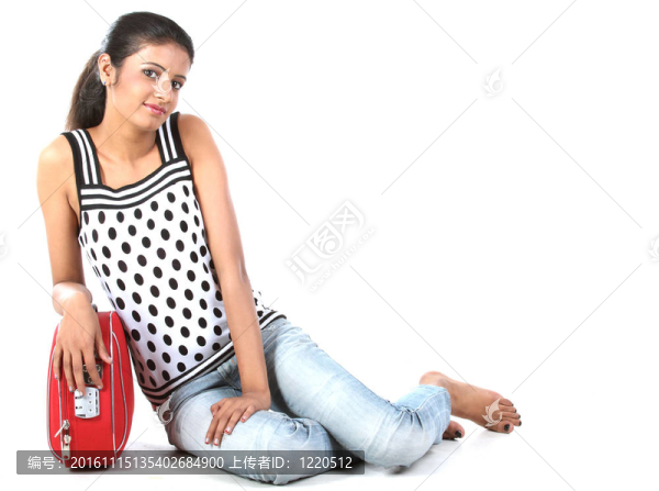 少女帶手提箱的女孩