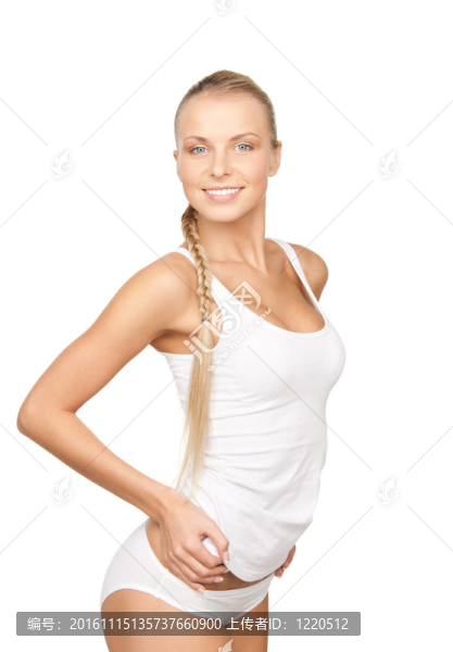 可愛的女人在白色的棉質(zhì)內(nèi)衣