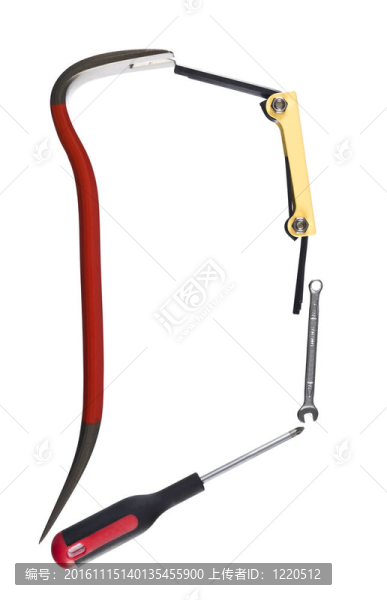 用工具制作的字母D