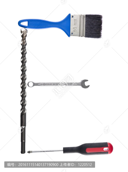 用工具制造的字母E