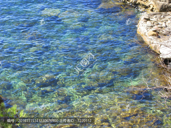 在布拉瓦海岸海灘（西班牙）