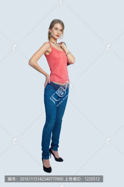 漂亮的女人帶包